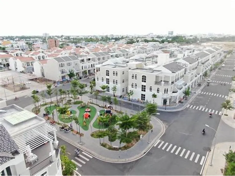 Nhà Phố Thương Mại Miền Nam 2025