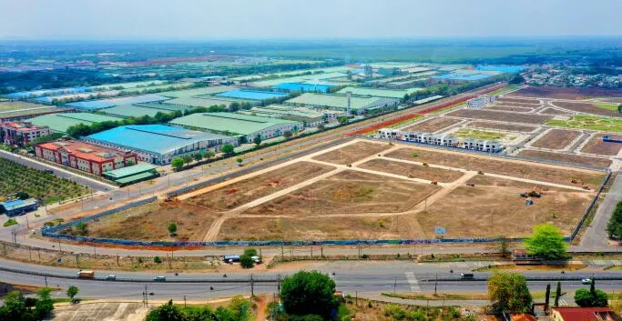 Vì Sao Đất Nền Khu Công Nghiệp Lại Hấp Dẫn Đến Thế?
