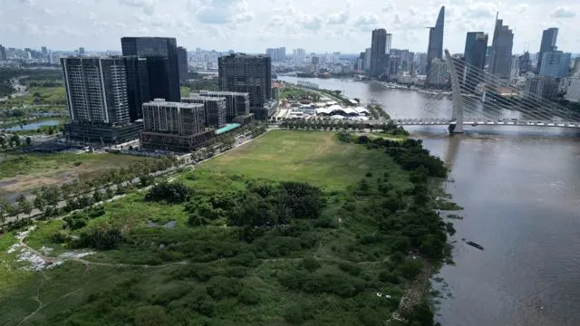 Đất Nền Ven Sông TP.HCM 2025